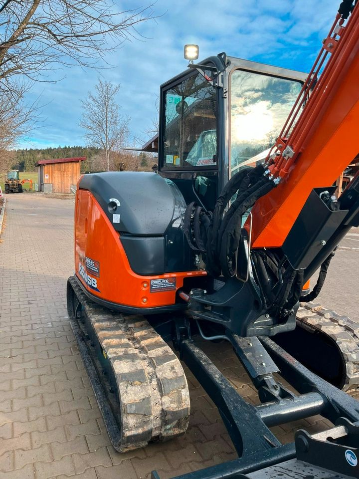 VERMIETUNG Bagger Hitachi ZX65 USB-6 Minibagger 6,5T Miete Mieten in Dietramszell