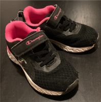 Champion Sneaker / Turnschuhe schwarz-pink Gr 28 Hessen - Kelkheim Vorschau