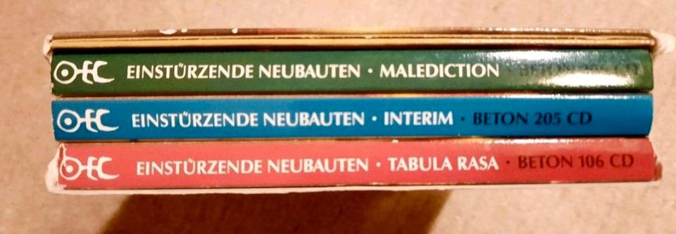 Schallplatten Vinyl LPs Rock Pop Indie Punk Metal Elektro in Peine