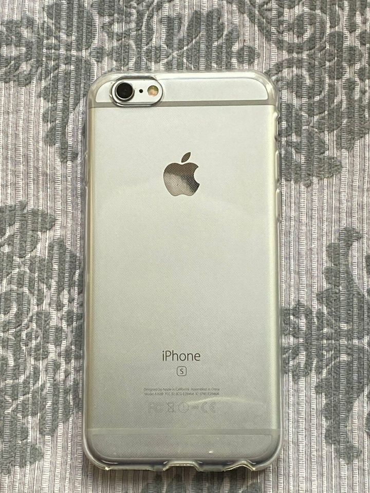 Apple iPhone 6S 32GB, neuer original Akku, neuwertiger Zustand in Haan