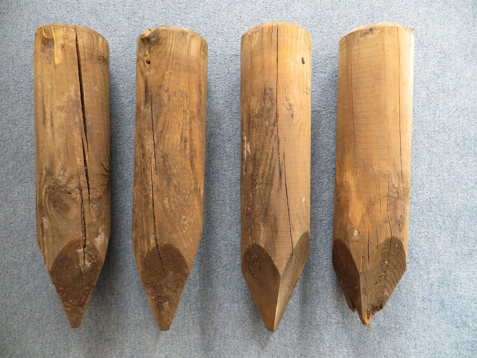 Holzpflocken Minipalisade gespitzt Ø 11 cm x H 53 cm in Nürnberg (Mittelfr)