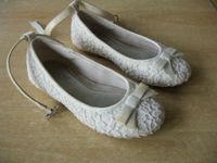 hübsche Ballerinas,Taufe/Feste/Sommer, 27,weiß mit Stickerei,NEU! Mecklenburg-Vorpommern - Greifswald Vorschau