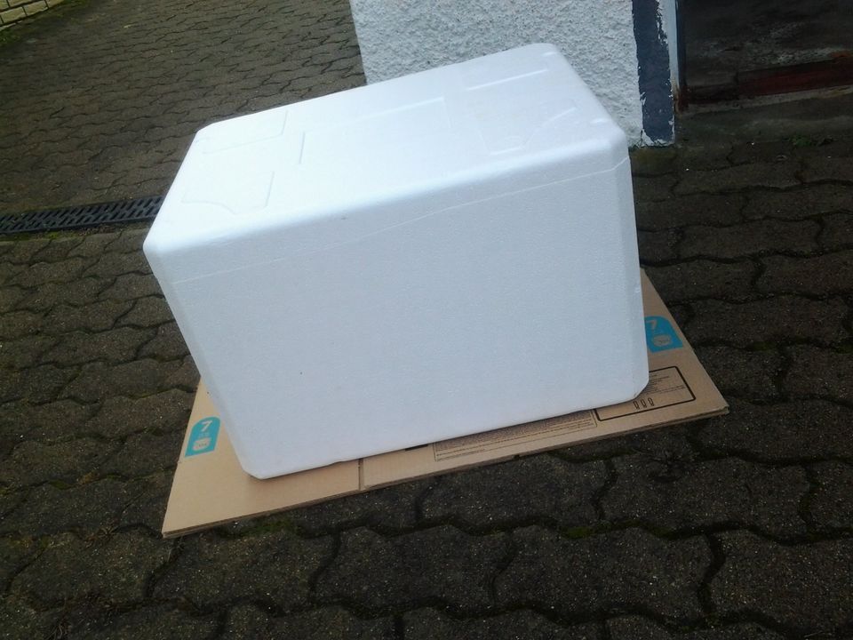 Styropor-Box in versch. Größen, gebraucht in Kalefeld