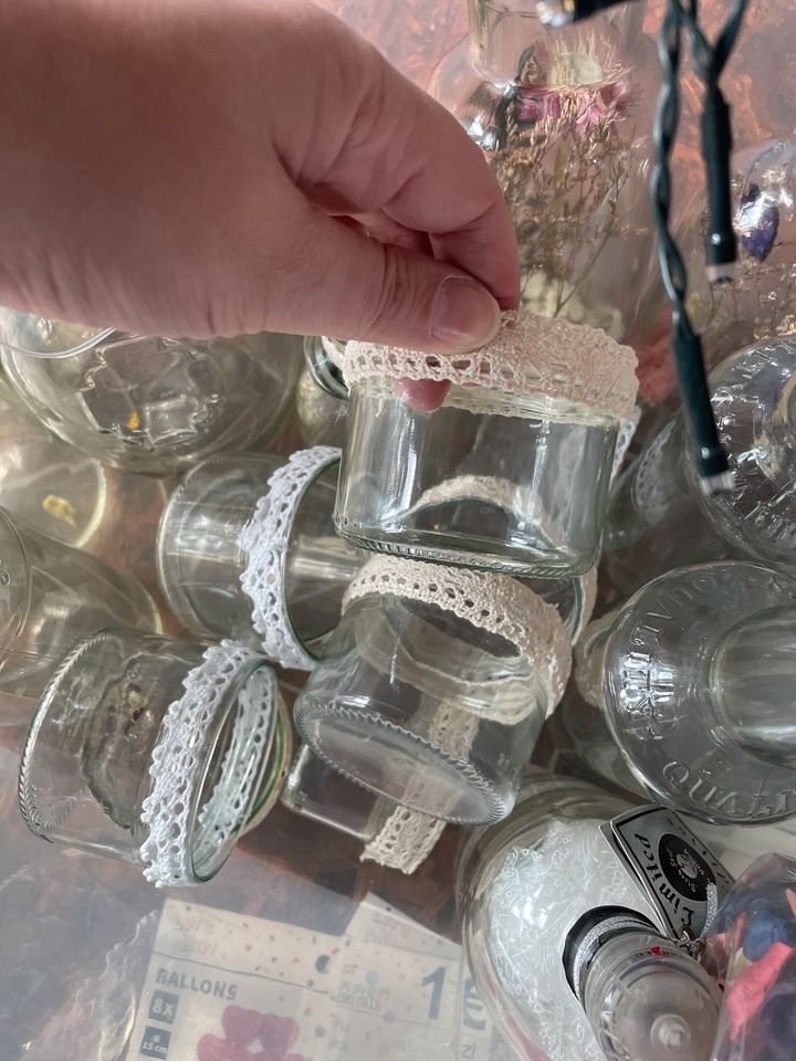 Hochzeitskonvolut, Flaschen, Lichtervorhänge, Seifenblasen in Düsseldorf