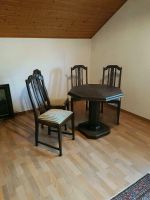 Tisch, achteckig, mit 4 Stühlen, Eiche, Federkern, Konvolut Hessen - Brombachtal Vorschau