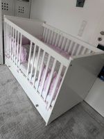 Baby-/Kinderbett mit Bettkasten u. Matratze, mitwachsend Stuttgart - Hedelfingen Vorschau