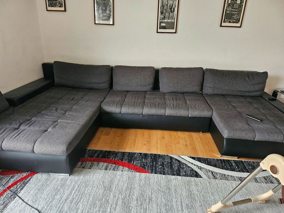 Ecksofa/ Couch mit Schlffunktion guter Zustand in Lübeck
