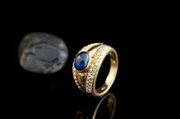 Ring mit Saphir Cabochon Blau und Diamanten in 750er Gelbgold Nordrhein-Westfalen - Wegberg Vorschau