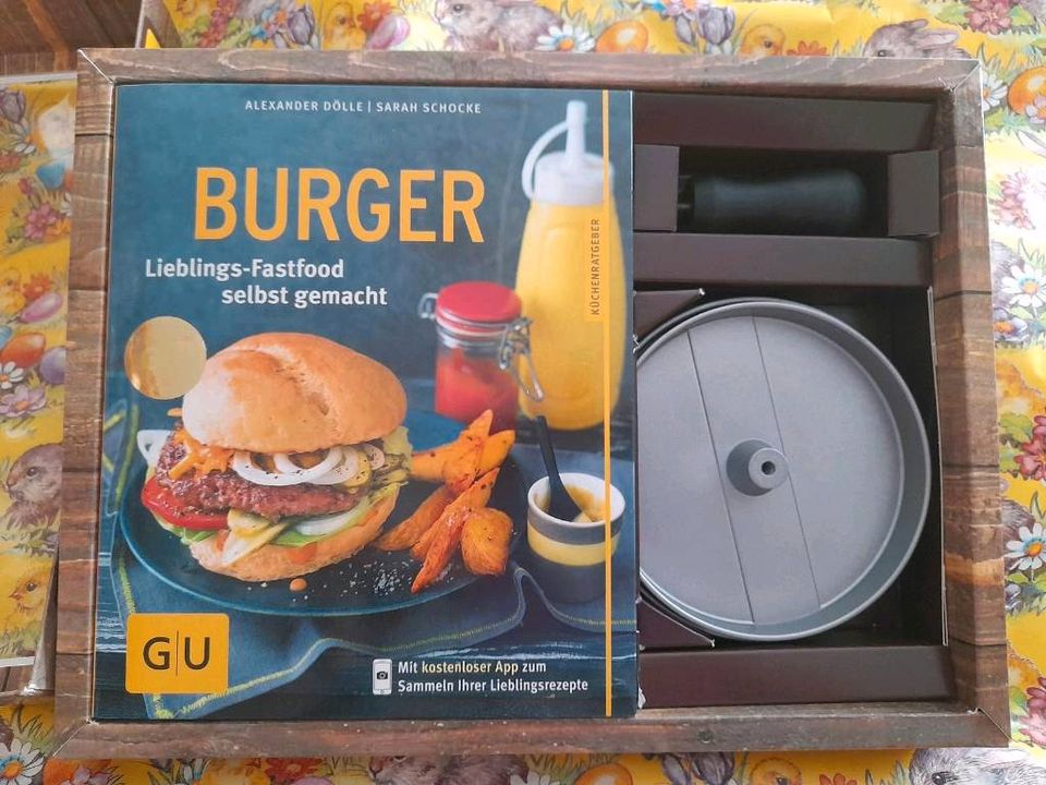 Burger Set mit  Pad, Buch, App + Extra Rezeptkalender in Markt Schwaben