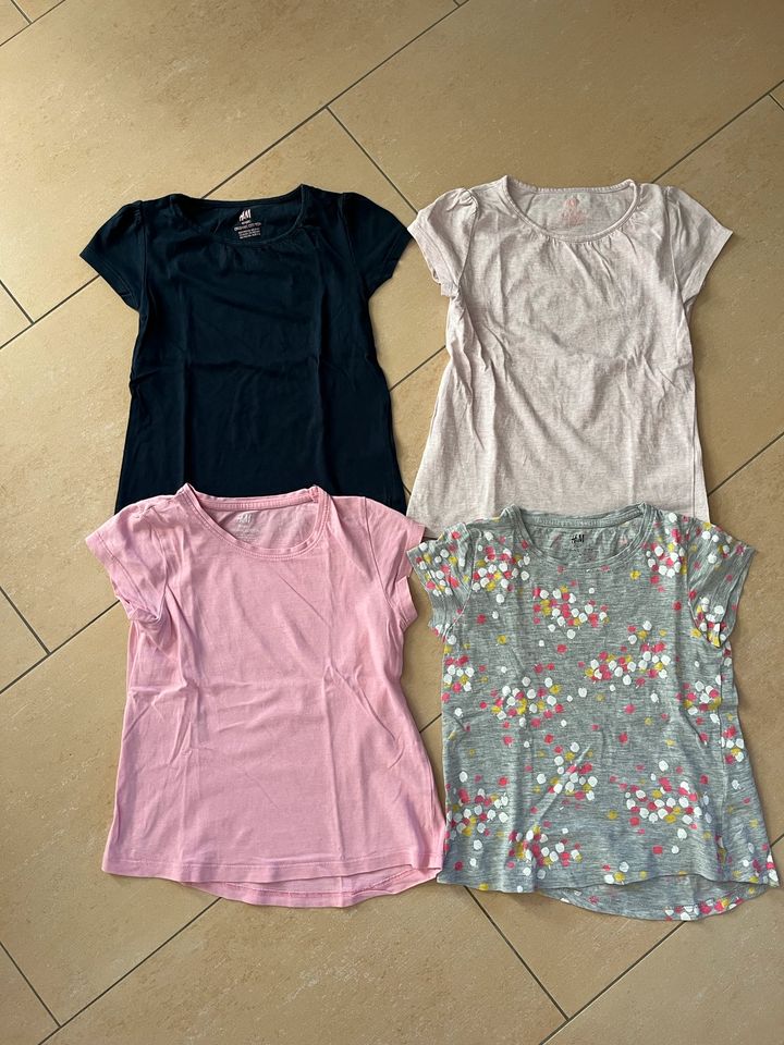 3x Mädchen T-Shirts von H&M Gr. 110/116 in Schönberg (Holstein)