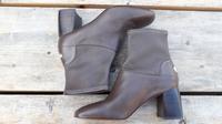 Neu Tory Burch weichem Leder Absatz Stiefeletten Gr. 40 Niedersachsen - Marklohe Vorschau