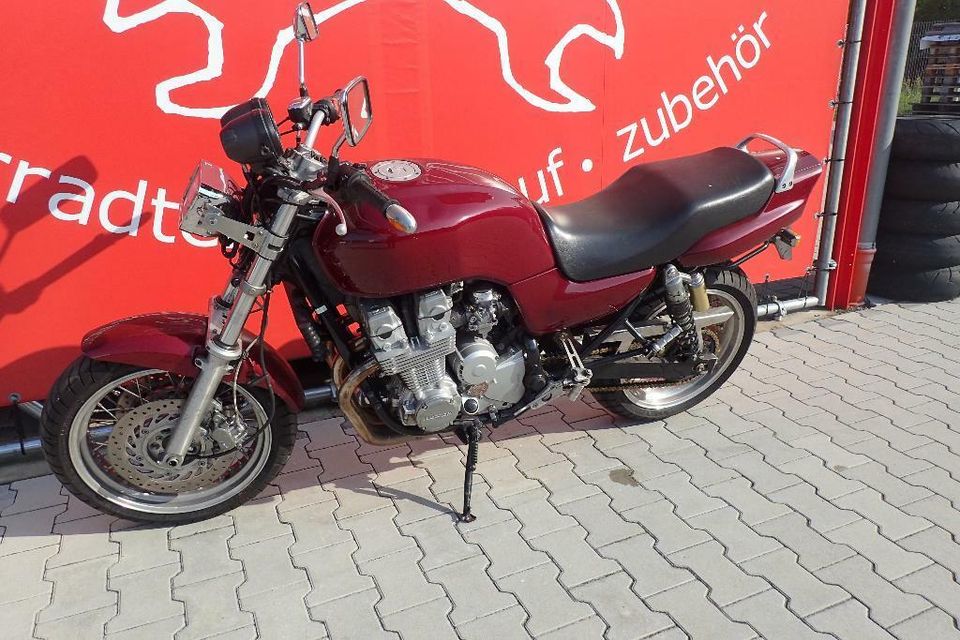 Honda CB 750 Seven Fifty Motor Vergaser Sitzbank Auspuff Tacho in Mantel