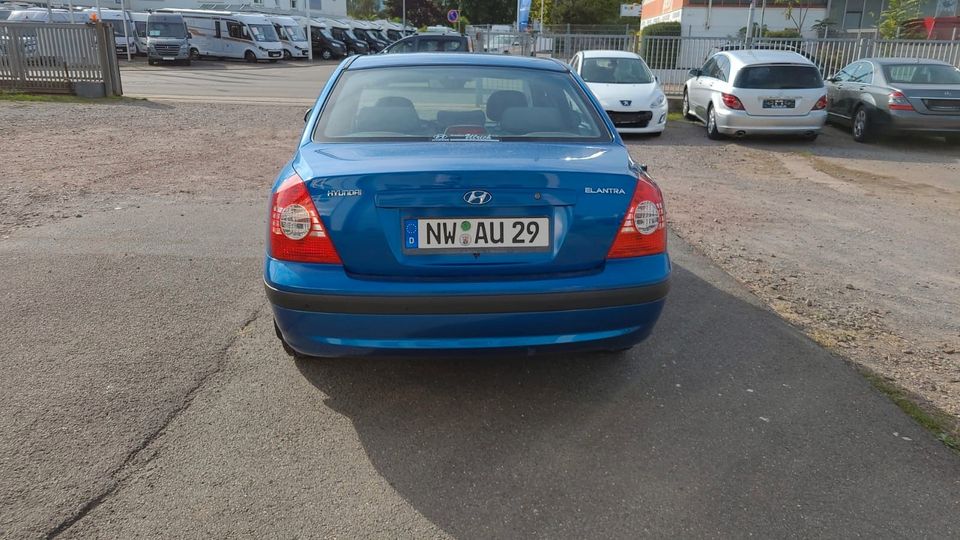 Hyundai Elantra 1.6 Edition Plus 4 Lim. in Neustadt an der Weinstraße