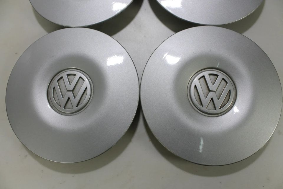 VW T4 Nabendeckel Felgendeckel Nabenkappen Radkappen lackiert in Zeitz