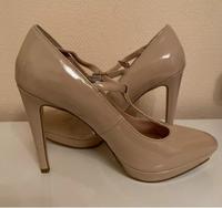 Buffalo Pumps beige Gr.37 Hessen - Hanau Vorschau