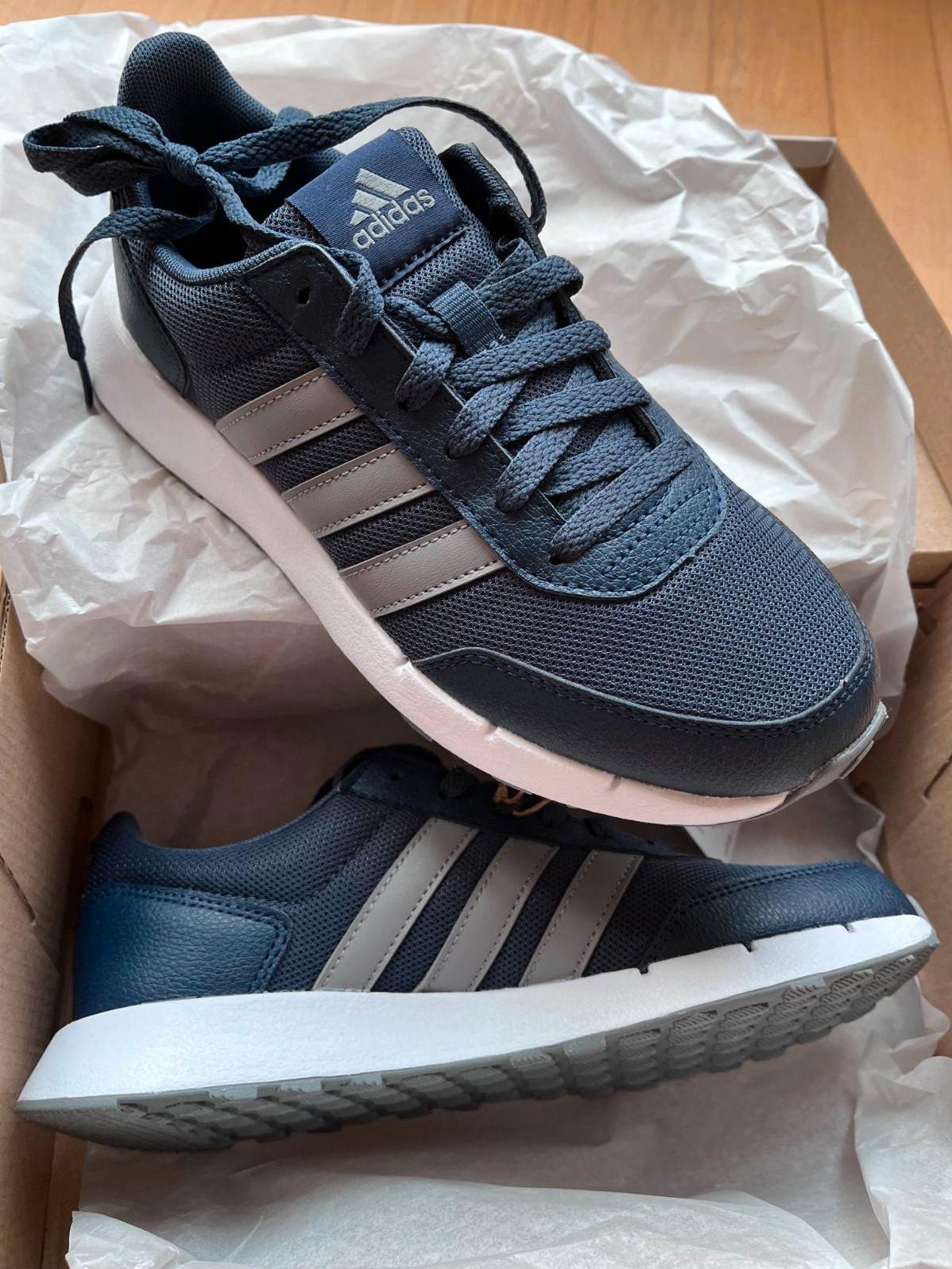 Adidas Run 50S Schuh NEU GroBe 36 2 3 in Berlin Mitte kleinanzeigen