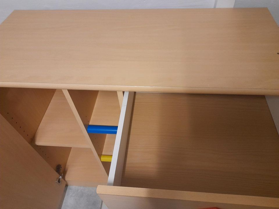 Kommode, Schulschrank, Kinderzimmerschrank in Geseke