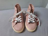 Neu - Kinder Mädchen Schuhe Mustang Converse Größe 33 Hessen - Groß-Gerau Vorschau