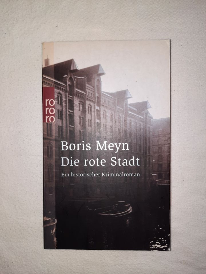 Boris Meyn - Die rote Stadt in Winsen (Luhe)