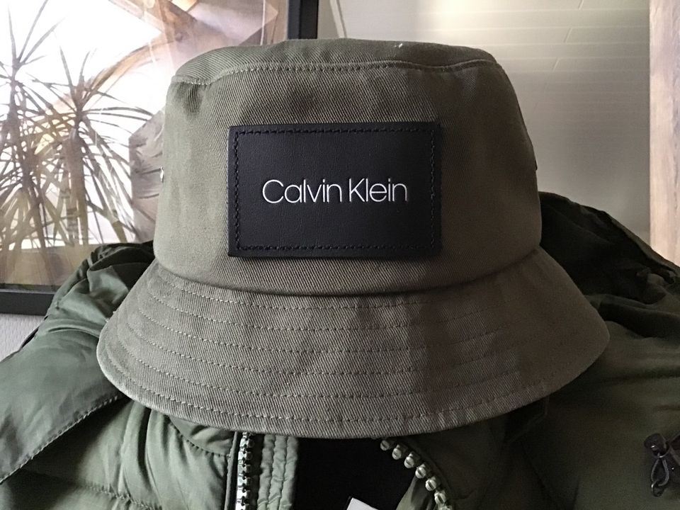 Calvin Klein Bucket Hat / Fischerhut in Zweibrücken