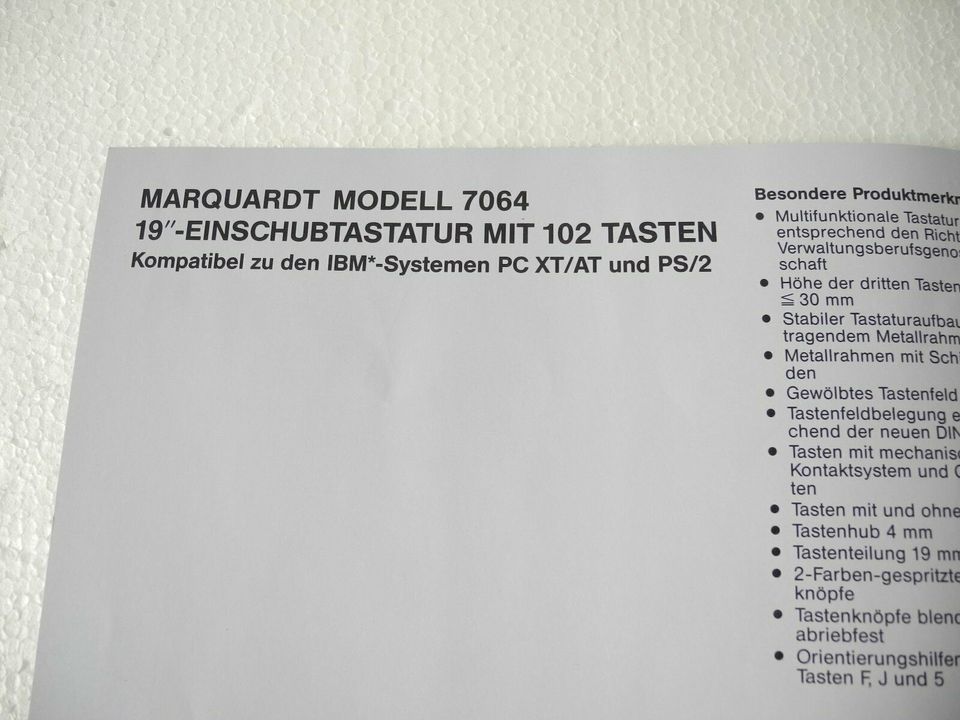 Marquardt Einschubtastatur 19"-Systeme Modell 7064.1101 (ENG) in Kürten