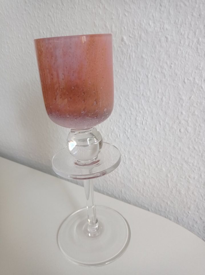 Kerzenständer---Teelichthalter---rosa---Glas---sehr schwer in Niedernhausen