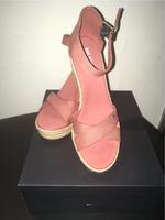 Tommy Hilfiger Keil-Sandalette rosa Größe 41 Bayern - Lamerdingen Vorschau