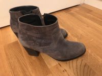 Paul Green Stiefeletten,silber-grau, Gr. 5 1/2 Frankfurt am Main - Bornheim Vorschau