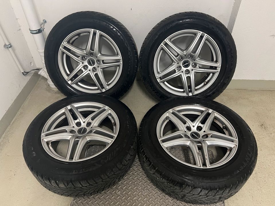 Audi A4,A6,A7  17 Zoll Alufelgen M+S Reifen von Dunlop 225 60 R17 in Stuttgart