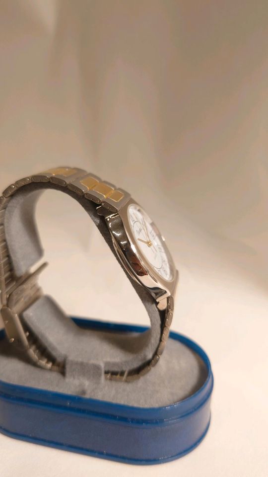 Armbanduhr Bovenit Quartz in Berlin - Charlottenburg | eBay Kleinanzeigen  ist jetzt Kleinanzeigen