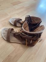 Sandalen im Pocahontas Stil, Größe 40 von Alba-Moda Nordrhein-Westfalen - Herford Vorschau