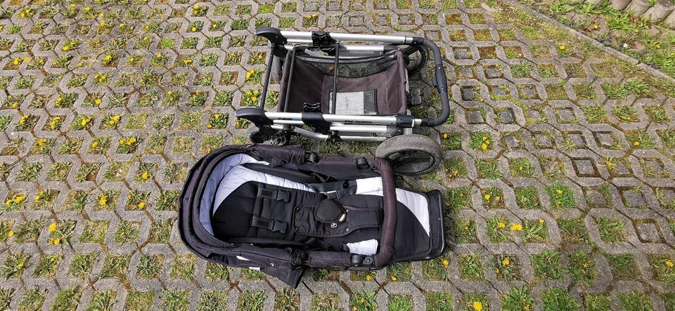 3 in 1 Kinderwagen mit Babyschale in Hohenstein-Ernstthal