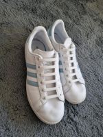 Adidas Sneaker Größe 39 1/3 Hessen - Kirchheim Vorschau