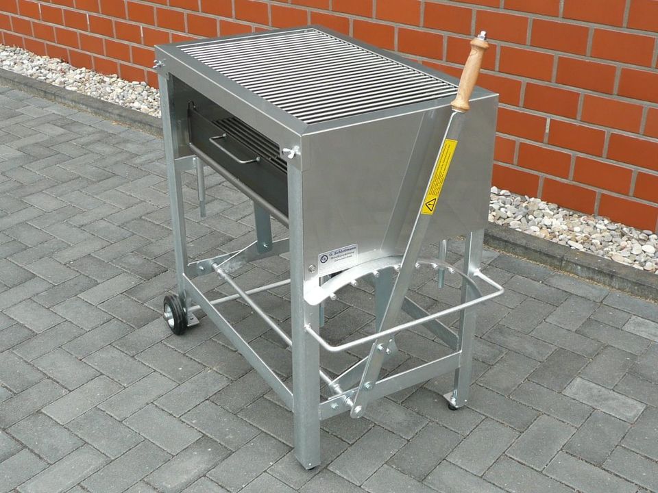 Holzkohlegrill Edelstahl-Stahl-Konstruktion NEU!!! in Stemwede