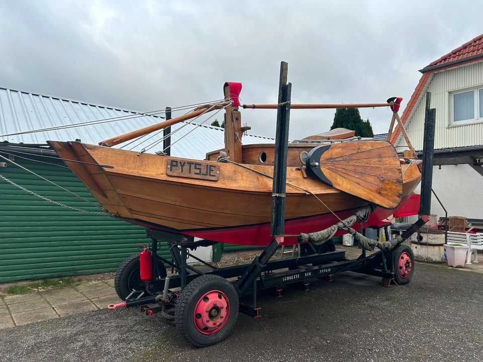 Traditionssegler Holzboot Plattbodenschiff Kajuitschouw 8m in Bremen