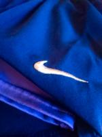 2 Sporthosen Nike und H&M Sachsen - Auerbach (Vogtland) Vorschau