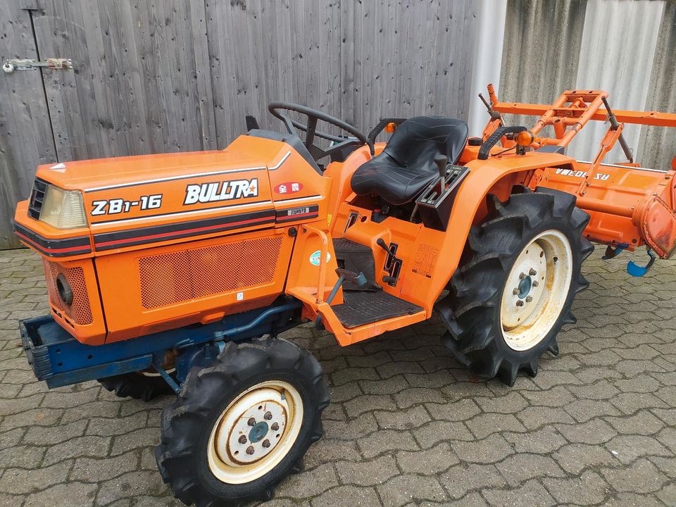 KUBOTA B1-16DT mit Bodenfräse 16PS Kleintraktoren Kompakttraktor in Sulingen