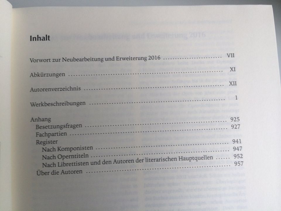 Handbuch der Oper (Bärenreiter, 2016) / Musikwissenschaft in Centrum