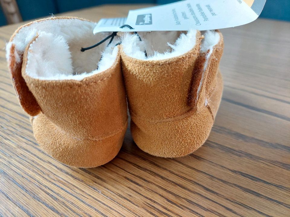 Baby Krabbelschuhe 0 bis 6 Monate *NEU* in Geltendorf