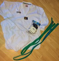 5Tlg Dragon taekwondo uniform grüner & grünblau Gürtel Handschuhe Nordrhein-Westfalen - Velbert Vorschau