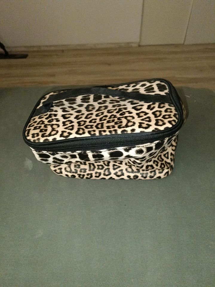 Leoparden Kosmetik Tasche in Oberhausen