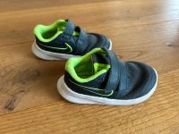 Sneaker Jungs,  Nike Star Runner, schwarz/grün, 23,5, wie NEU Hessen - Kelkheim Vorschau