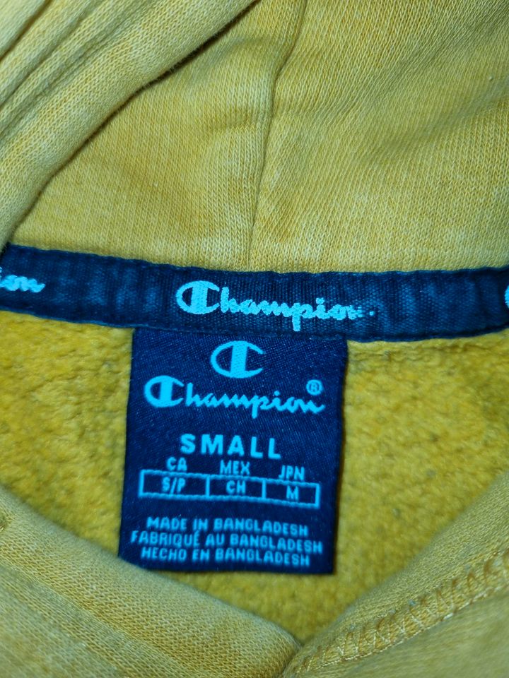 Herrenpullover gr.s Champion original in Dortmund