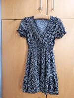 Kleid Gr. S/M schwarz mit Blümchen Rheinland-Pfalz - Armsheim Vorschau