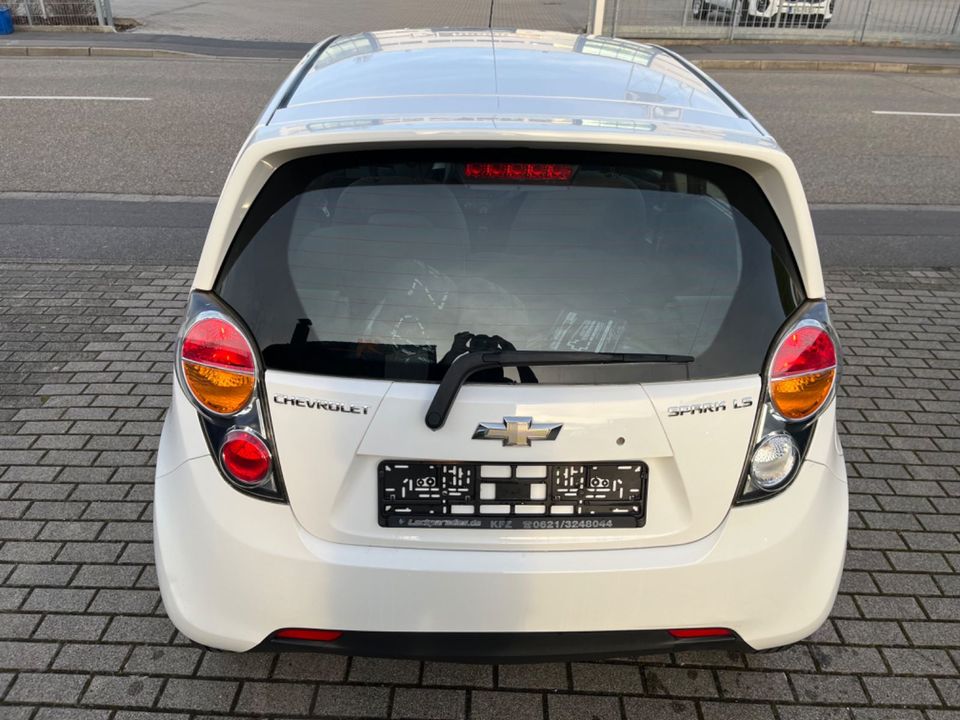 Chevrolet Spark 1.0 LS in Hockenheim