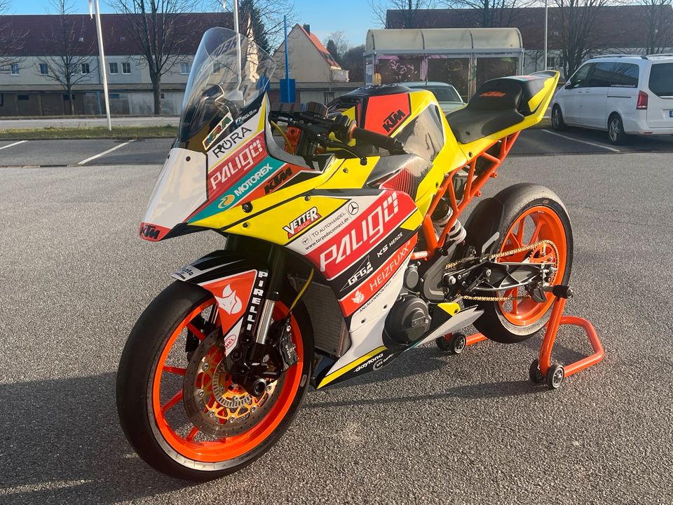 Supersport-300 WM-Bike,KTM RC390R,Akrapovic,Mectronik,WP-Kit,Brembo,Top-Zustand,SSP300,Rennmotorrad,Rennmaschine in Bischofswerda