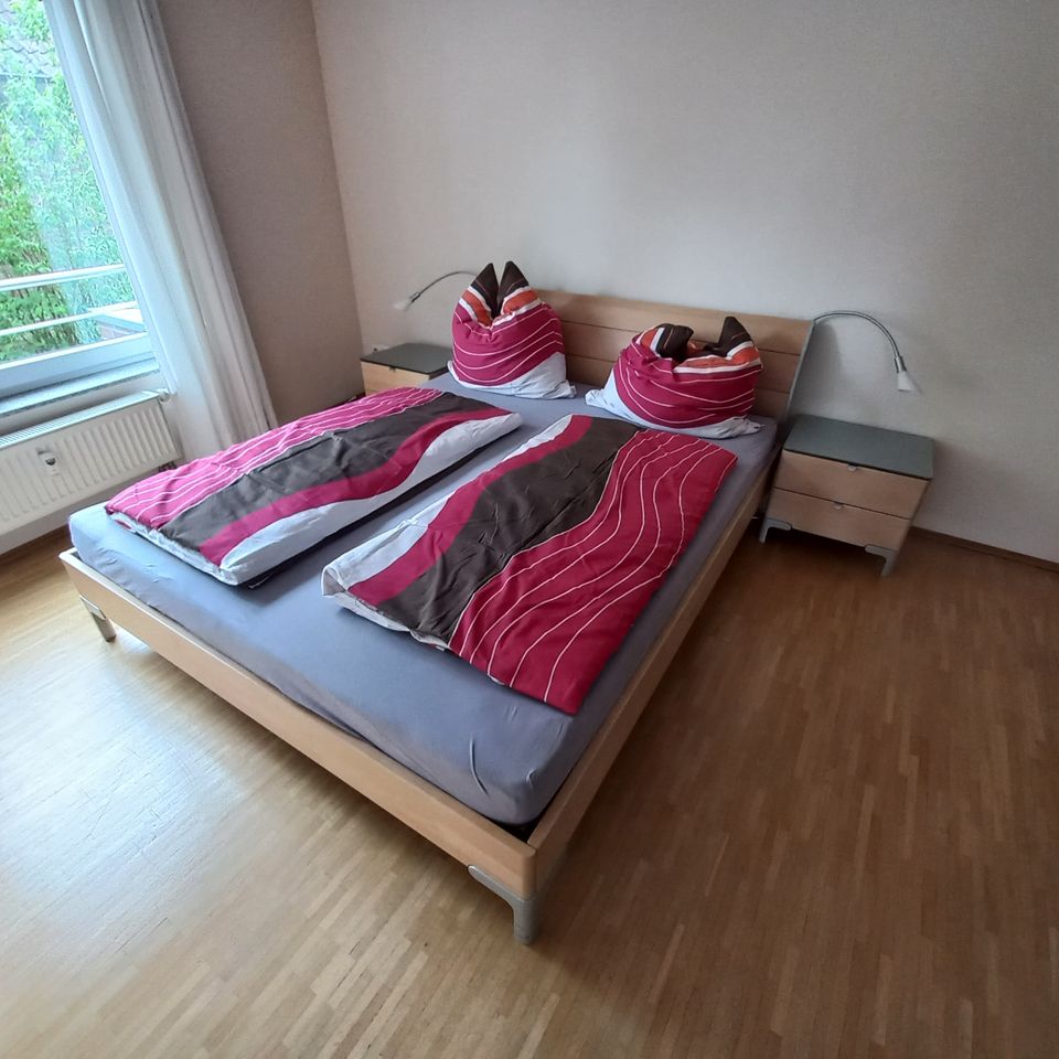 Modernes hochwertiges Doppelbett von Hülsta in Düsseldorf