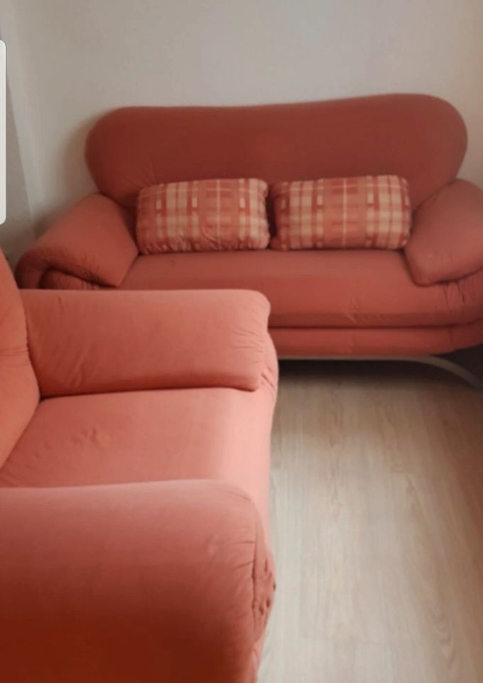Sofa 2x 1 mal in Duisburg