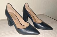 CAPRICE Pumps Blockabsatz Leder spitz schwarz Gr.40 bzw 6,5 Nordrhein-Westfalen - Hagen Vorschau
