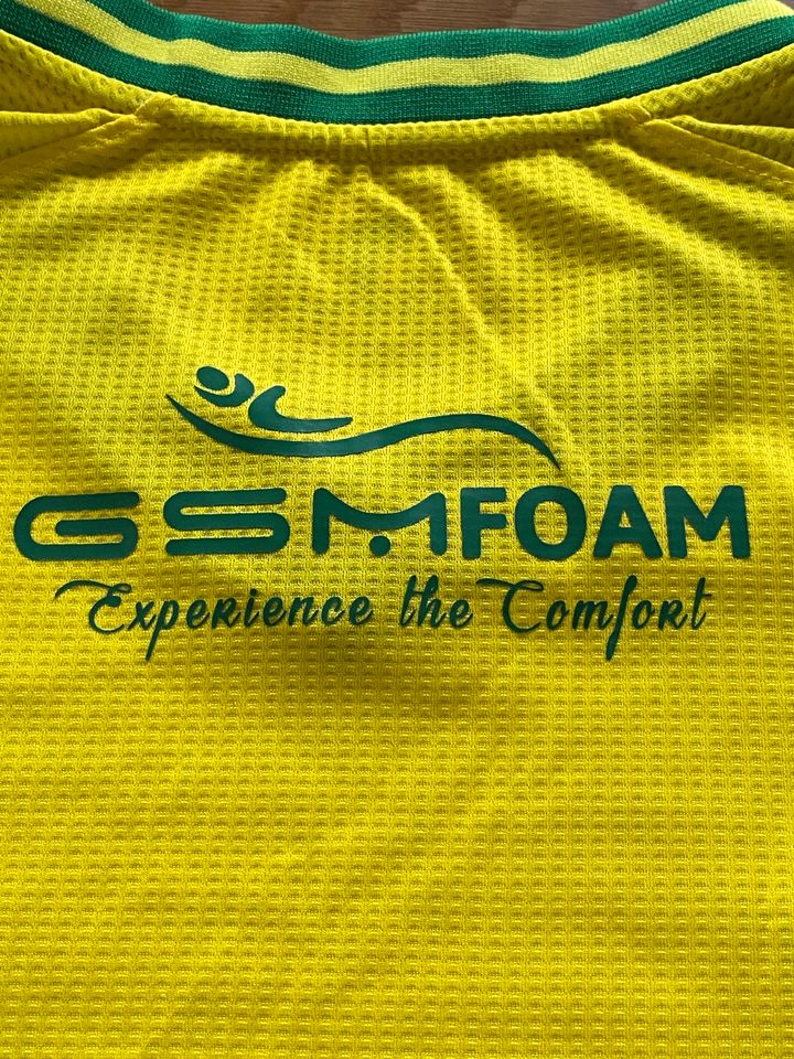 Sportfunktionsshirt GSM Yanga neu in Berlin